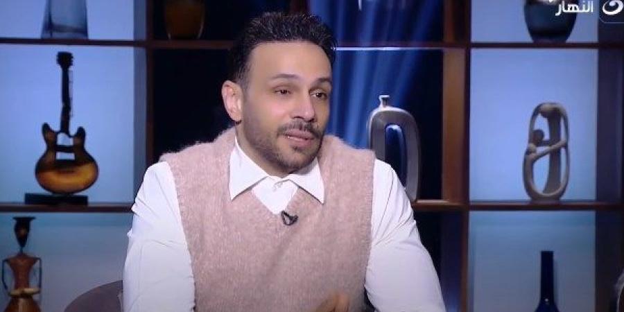 الفنان محمد عطية: بحاول أرجع للساحة الفنية بعد غياب طويل.. فيديو - خبر صح