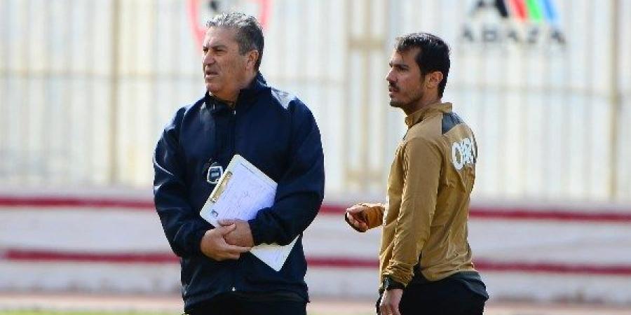 جلسه خاصة بين بيسيرو ولاعبي الزمالك استعدادا لمواجهة الأهلي - خبر صح