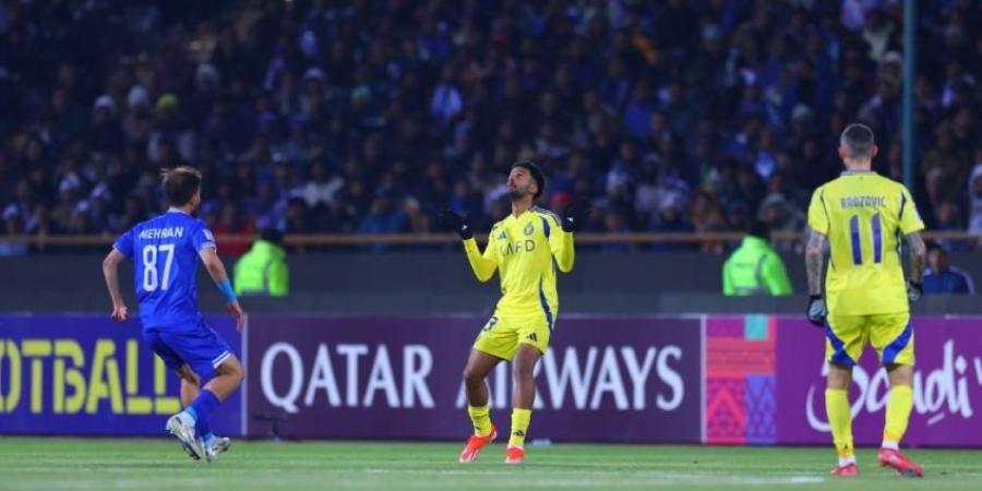 النصر يستدرج الاستقلال لحسم بطاقة العبور - خبر صح